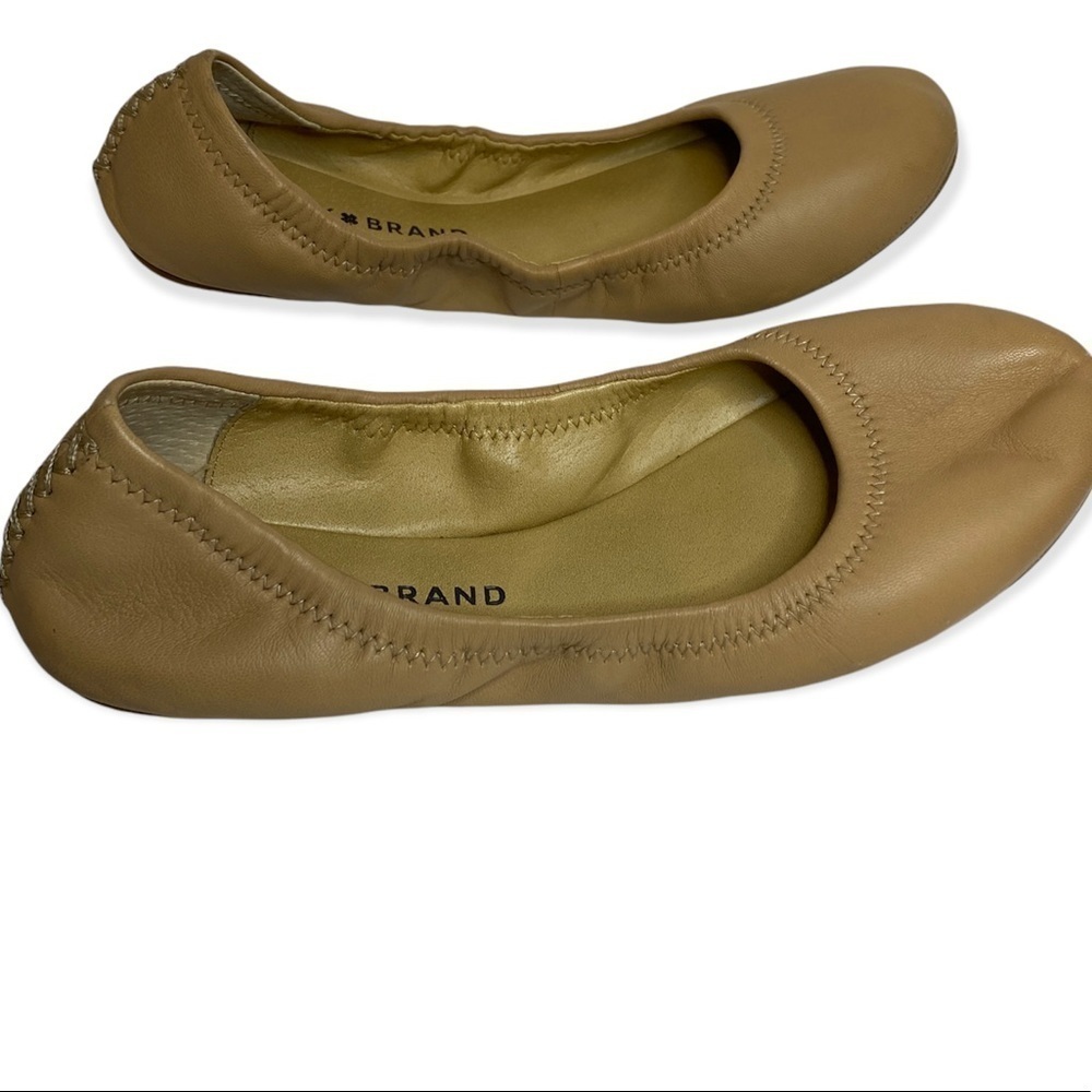 Luck Brand tan flats size 6.5 - Picture 1 of 5